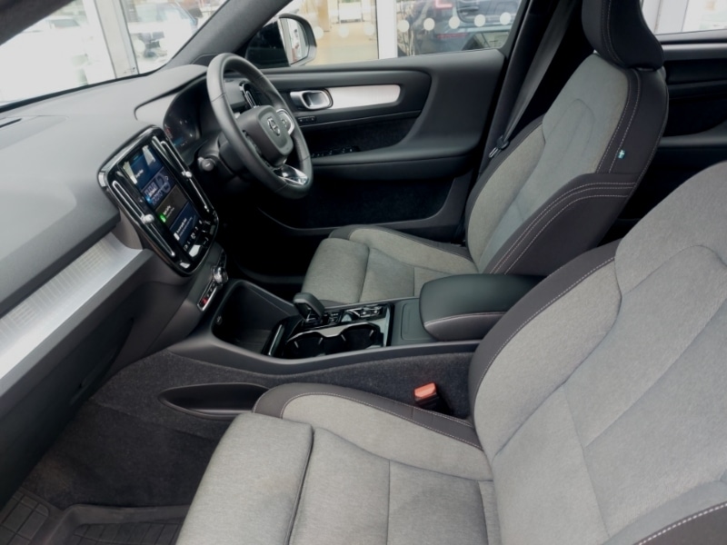 Used Volvo XC40 2023 for sale - 76478386: Photo 5