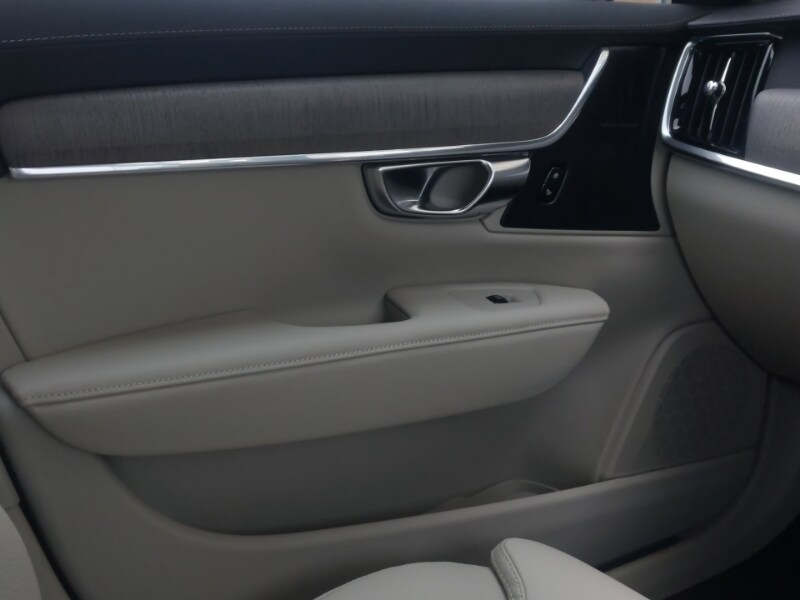 Used Volvo V90 2025 for sale - 76721434: Photo 11