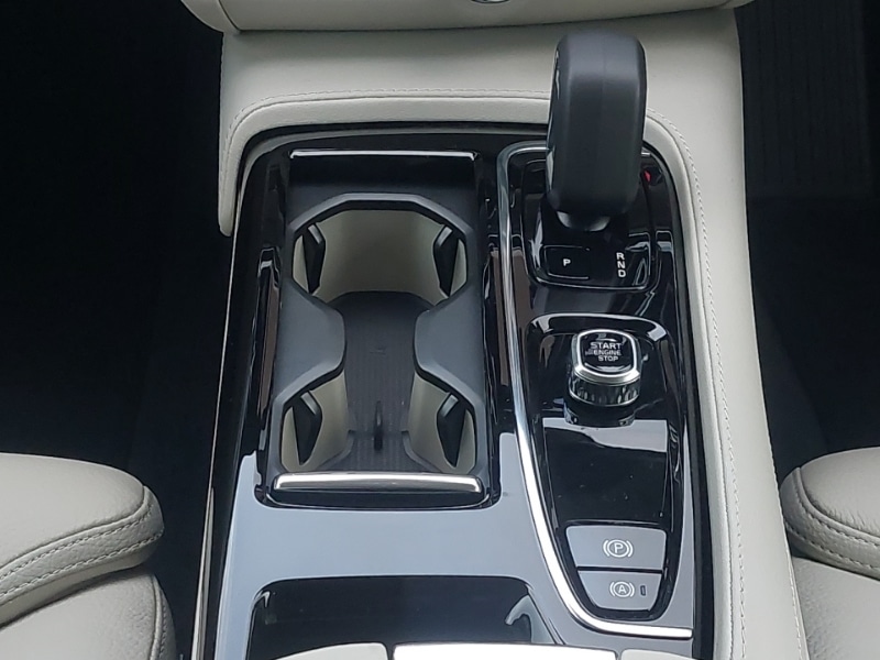 Used Volvo V90 2025 for sale - 76721434: Photo 13