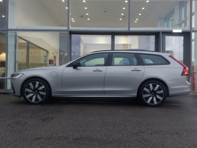 Used Volvo V90 2025 for sale - 76721434: Photo 4