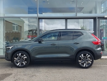 Used Volvo XC40 2025 for sale - 78889800: Photo