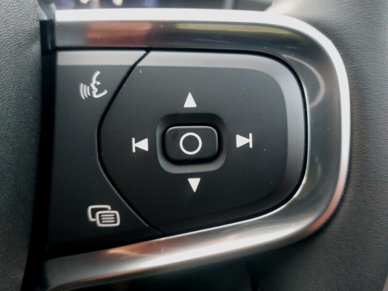 Used Volvo XC40 2025 for sale - 76816344: Photo 17