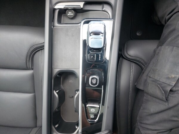 Used Volvo XC60 2024 for sale - 75687055: Photo 18