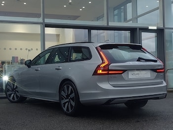 Used Volvo V90 2025 for sale - 78113909: Photo