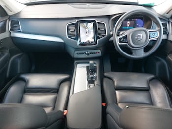 Used Volvo XC90 2022 for sale - 76145020: Photo 2
