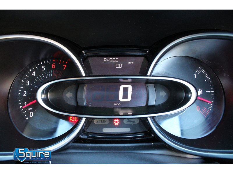 Used Renault Clio 2019 for sale - 76437067: Photo 2