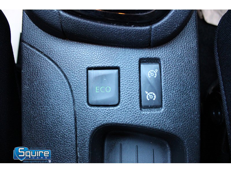 Used Renault Clio 2019 for sale - 76437067: Photo 32