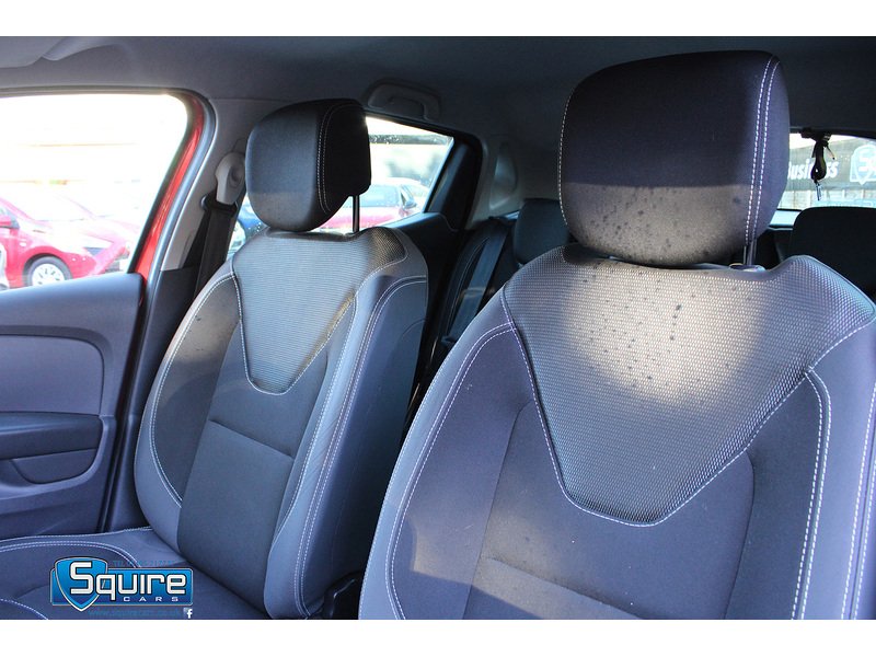 Used Renault Clio 2019 for sale - 76437067: Photo 40