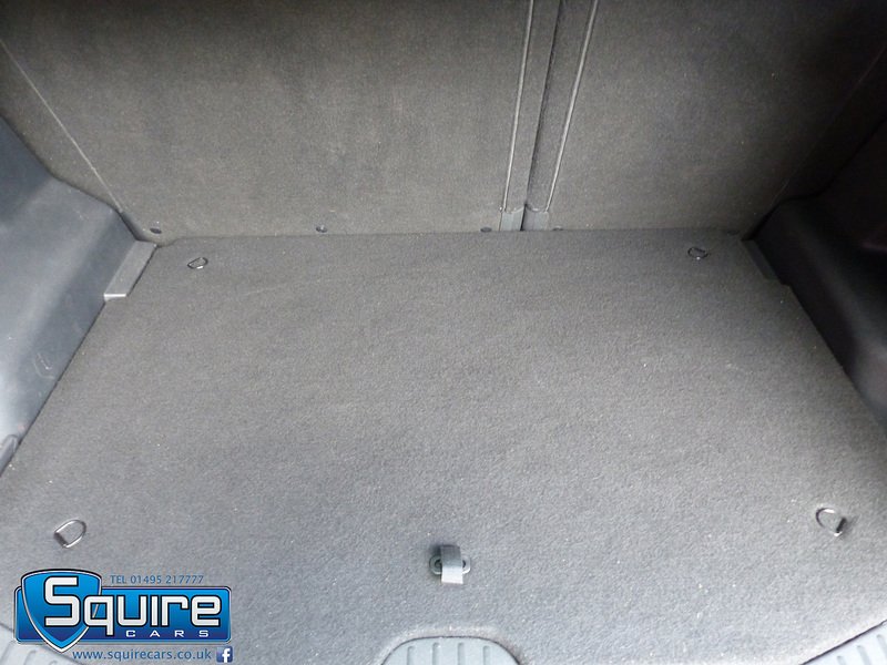 Used Citroen C3 Picasso 2017 for sale - 76906085: Photo 25