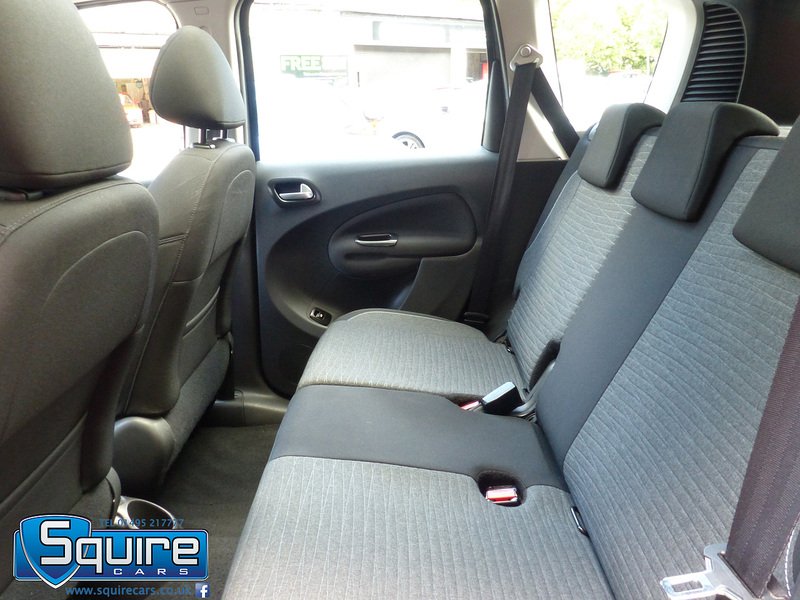 Used Citroen C3 Picasso 2017 for sale - 76906085: Photo 29