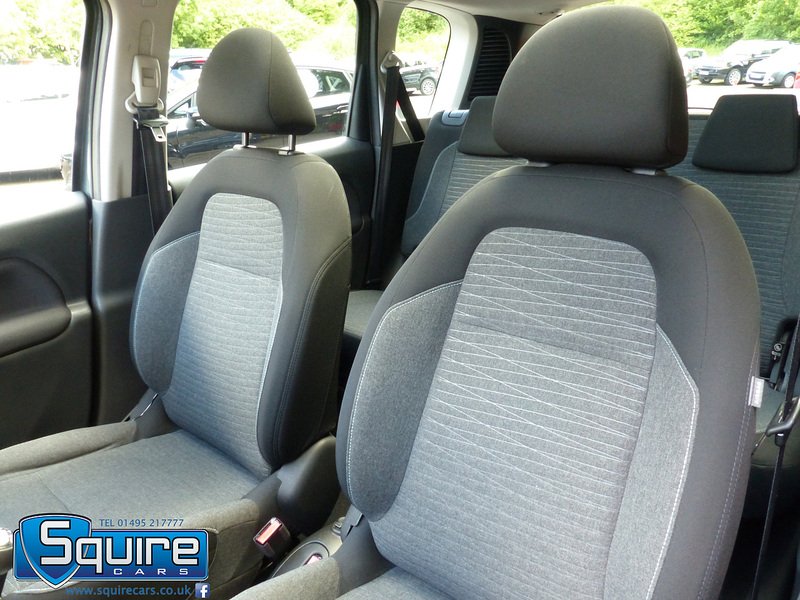 Used Citroen C3 Picasso 2017 for sale - 76906085: Photo 35