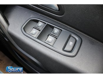 Used Dacia Duster 2018 for sale - 79738902: Photo