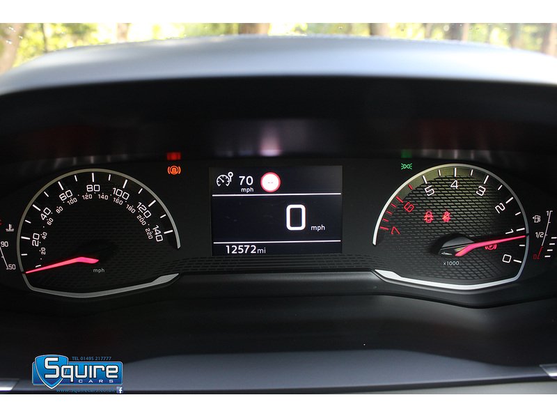 Used Peugeot 2008 2023 for sale - 75969126: Photo 4