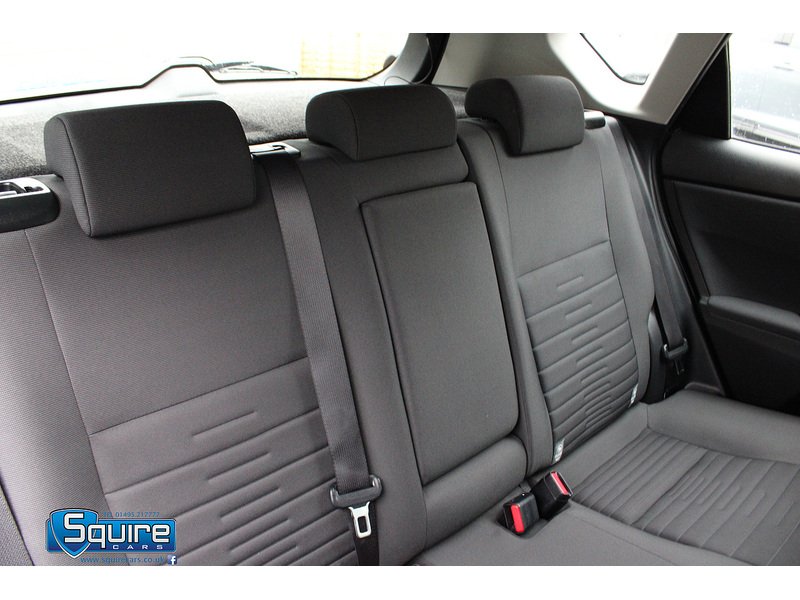 Used Toyota Auris 2018 for sale - 76450380: Photo 10