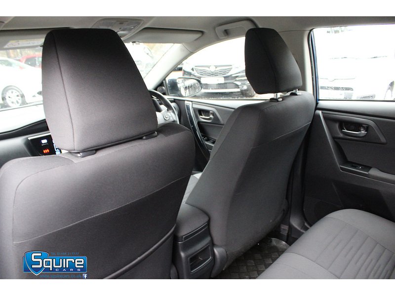 Used Toyota Auris 2018 for sale - 76450380: Photo 23