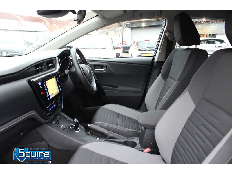 Used Toyota Auris 2018 for sale - 76450380: Photo 29