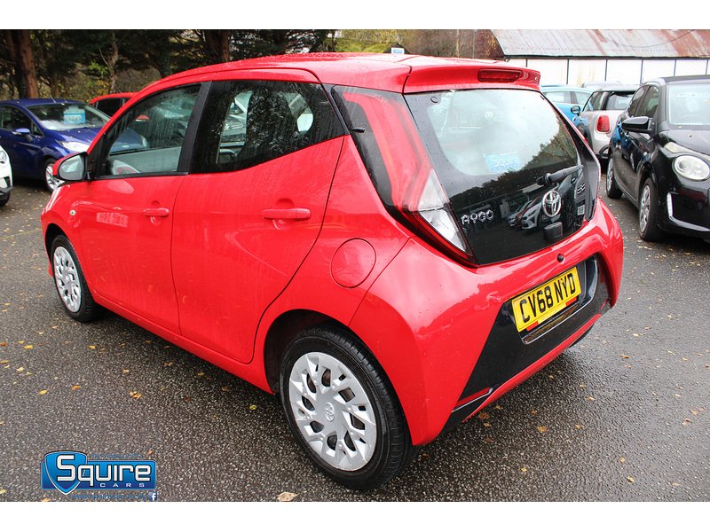 Used Toyota AYGO 2019 for sale - 76450372: Photo 3