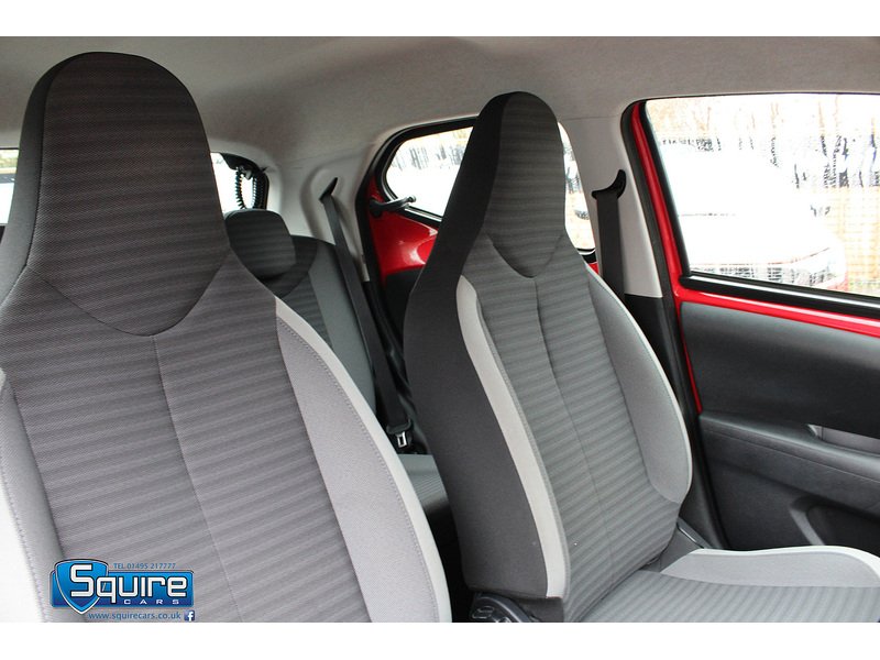 Used Toyota AYGO 2019 for sale - 76450372: Photo 5