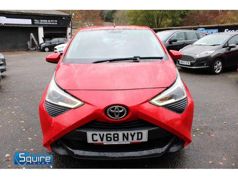 Used Toyota AYGO 2019 for sale - 76450372: Photo 6
