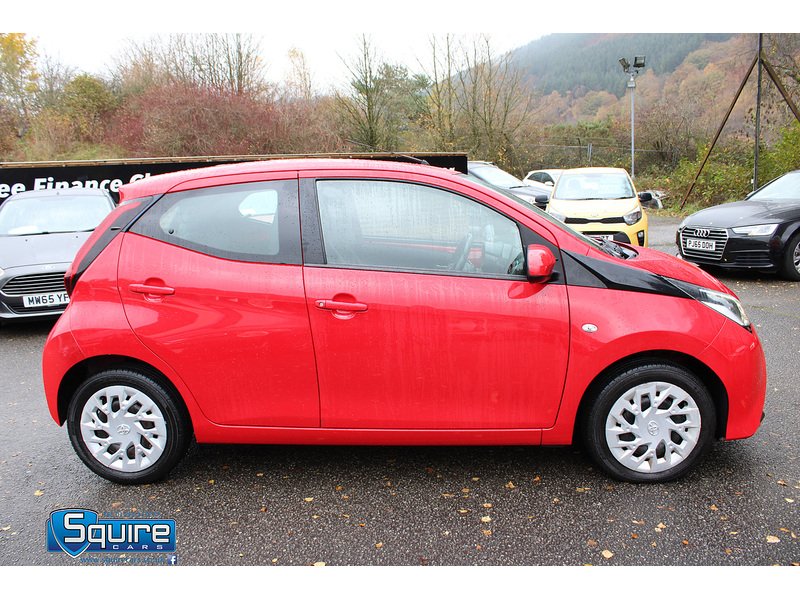 Used Toyota AYGO 2019 for sale - 76450372: Photo 9
