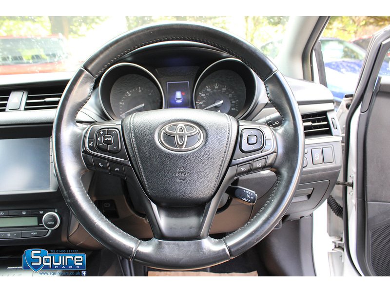 Used Toyota Avensis 2016 for sale - 76106335: Photo 17