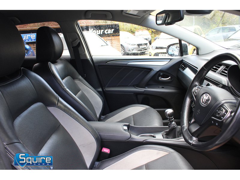 Used Toyota Avensis 2016 for sale - 76106335: Photo 19