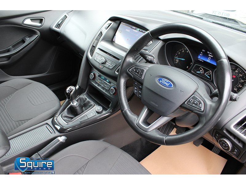 Used Ford Focus 2016 for sale - 76330454: Photo 2