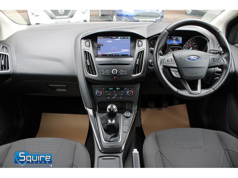 Used Ford Focus 2016 for sale - 76330454: Photo 5