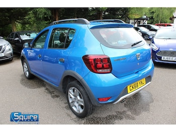 Used Dacia Sandero Stepway 2018 for sale - 79435678: Photo