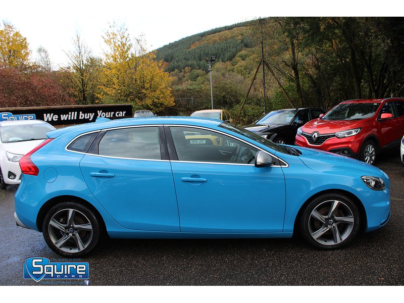 Used Volvo V40 2015 for sale - 76330455: Photo 10