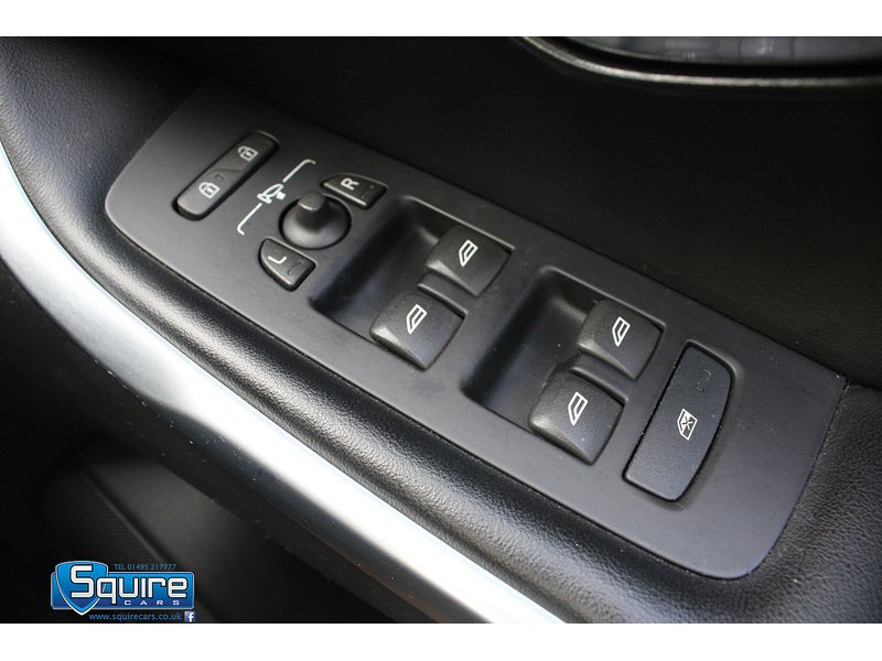 Used Volvo V40 2015 for sale - 76330455: Photo 14