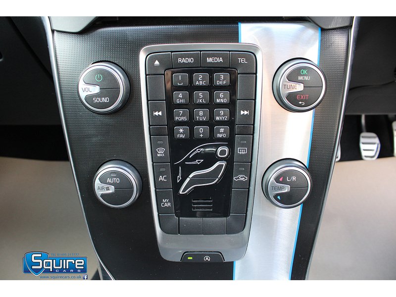 Used Volvo V40 2015 for sale - 76330455: Photo 18