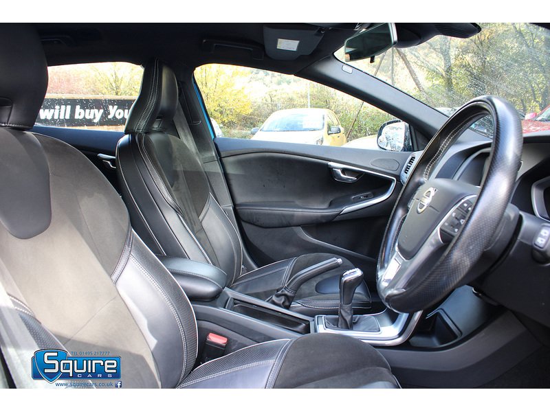 Used Volvo V40 2015 for sale - 76330455: Photo 21