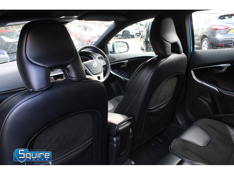 Used Volvo V40 2015 for sale - 76330455: Photo 29