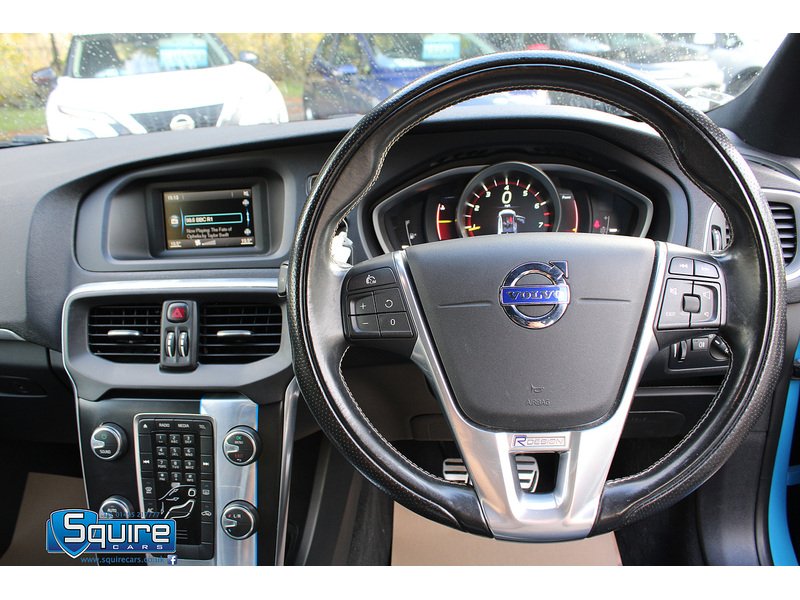 Used Volvo V40 2015 for sale - 76330455: Photo 6