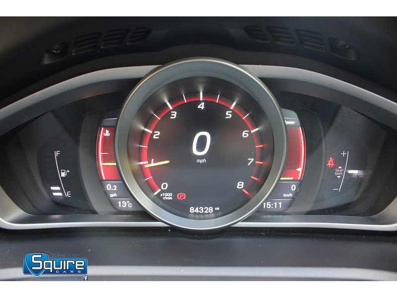 Used Volvo V40 2015 for sale - 76330455: Photo 9