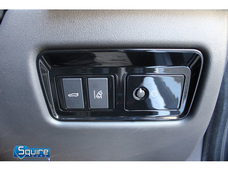 Used Jaguar XF 2016 for sale - 77568378: Photo 10