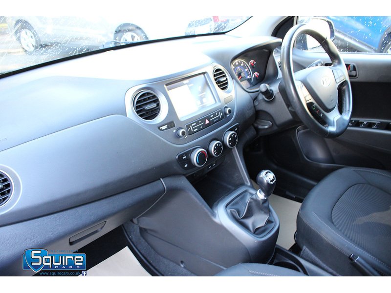 Used Hyundai i10 2019 for sale - 76057105: Photo 29