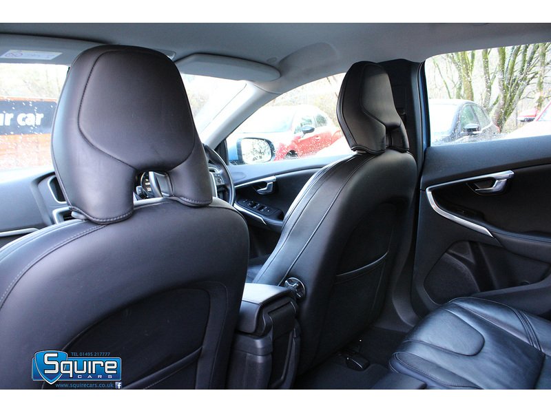Used Volvo V40 2015 for sale - 77046210: Photo 18