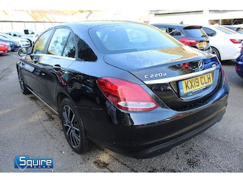Used Mercedes-Benz C Class 2019 for sale - 77976766: Photo