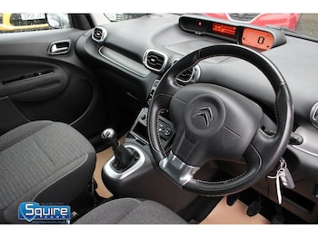 Used Citroen C3 Picasso 2016 for sale - 76464431: Photo