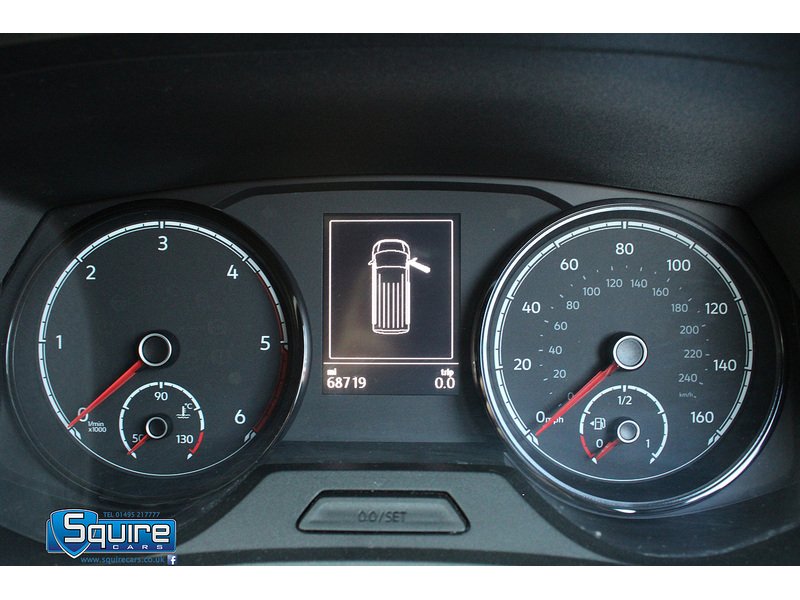 Used Volkswagen Transporter Shuttle 2020 for sale - 76906084: Photo 10