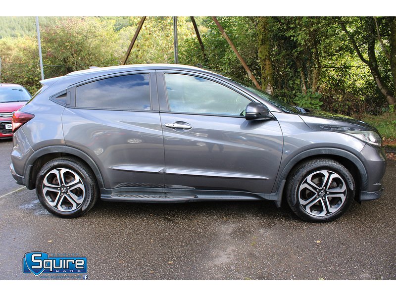 Used Honda HR-V 2017 for sale - 76057127: Photo 14