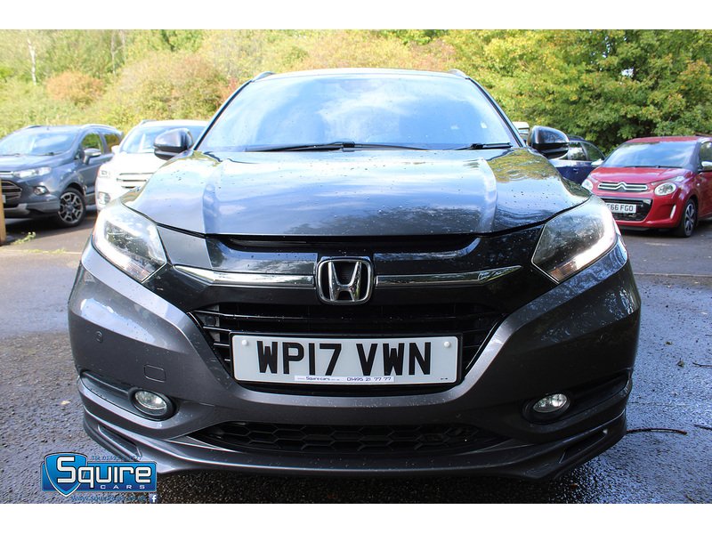 Used Honda HR-V 2017 for sale - 76057127: Photo 3