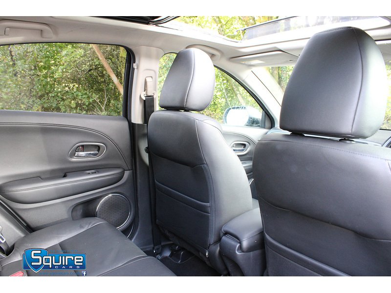 Used Honda HR-V 2017 for sale - 76057127: Photo 31
