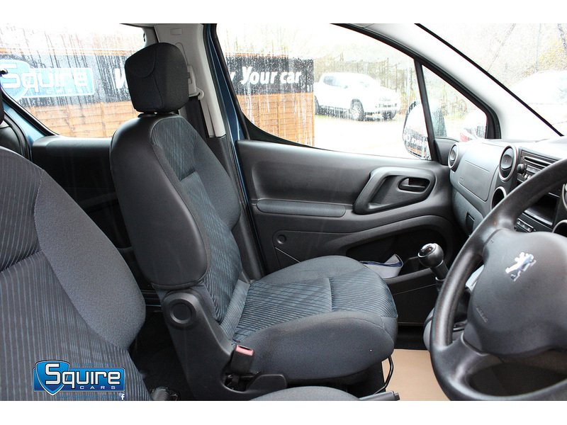 Used Peugeot Partner Tepee 2010 for sale - 76707332: Photo 13