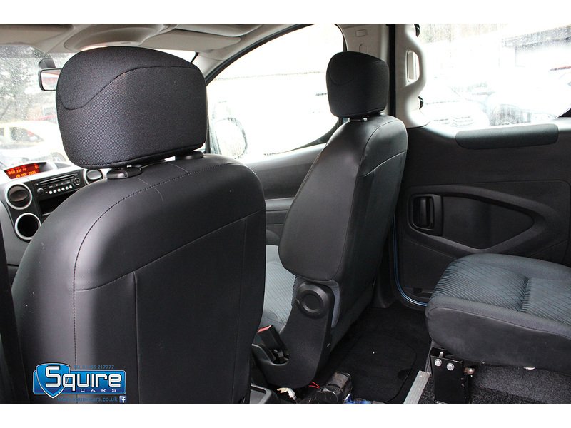 Used Peugeot Partner Tepee 2010 for sale - 76707332: Photo 7