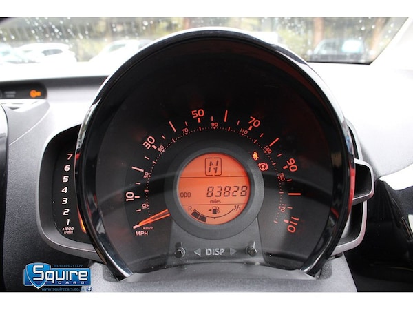 Used Toyota AYGO 2014 for sale - 76148340: Photo 11