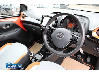 Used Toyota AYGO 2014 for sale - 76148340: Photo 2