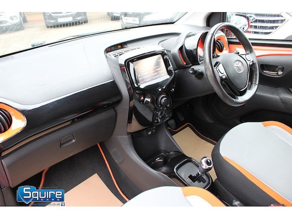 Used Toyota AYGO 2014 for sale - 76148340: Photo 31